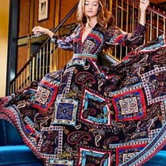 Alice + Olivia Gown with Bishop Sleeves - Picture 8 of 8